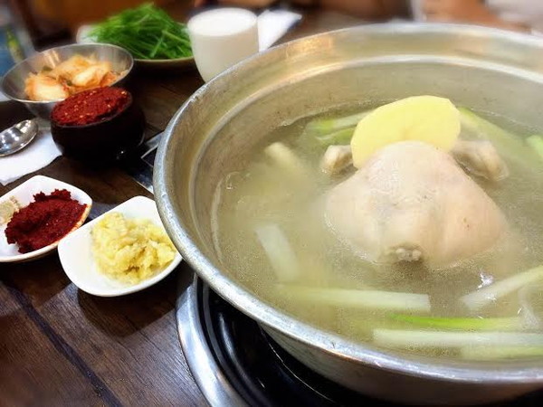 韓国タッカンマリ 韓国タッカンマリ